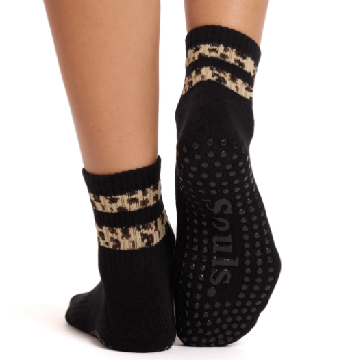 Souls - Black Cheetah Grip Socks