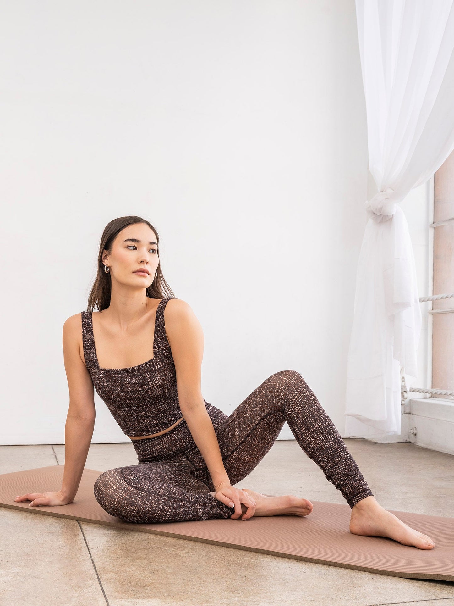 Thrive Societe - Endure Printed Square Neck Bra (Tech Tweed)