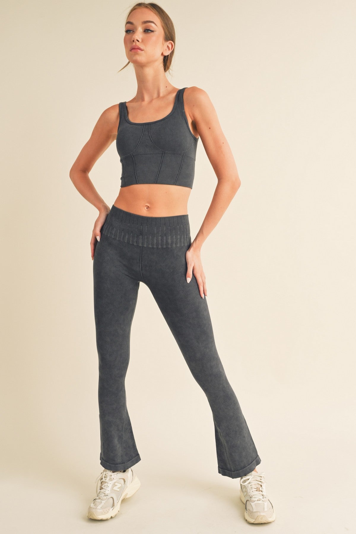 YELETE - Stone Washed Ribbed Flared Yoga Pants (Black)
