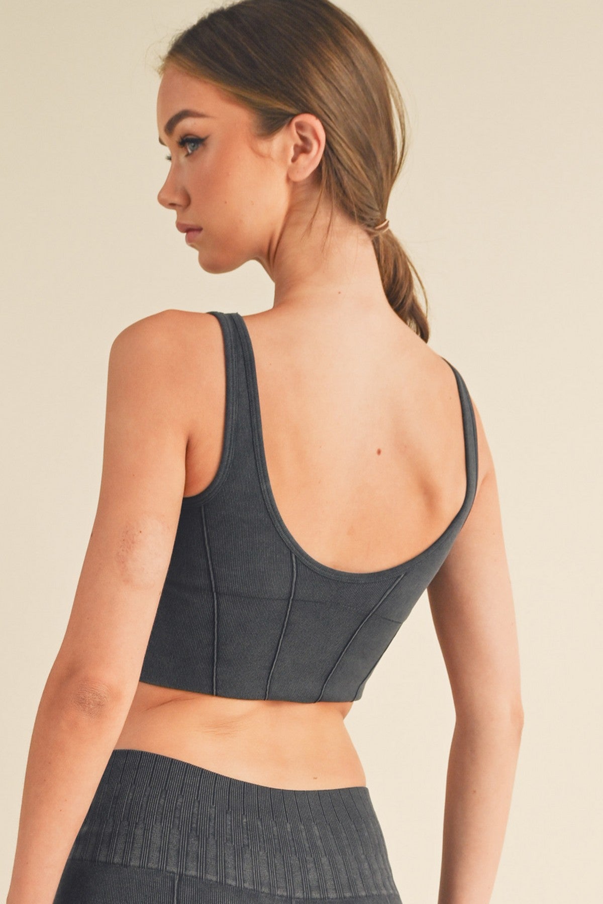 YELETE - Stone Washed Ribbed Sport Bra (Black)