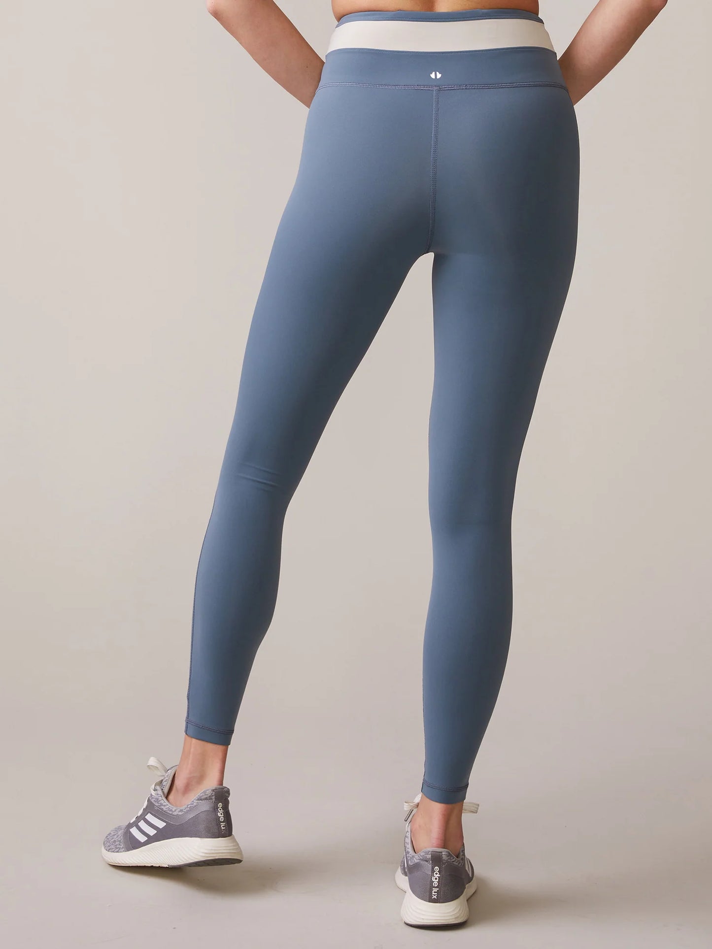Thrive Societe - Banded Seamless 7/8 Legging - Basalt/Ash