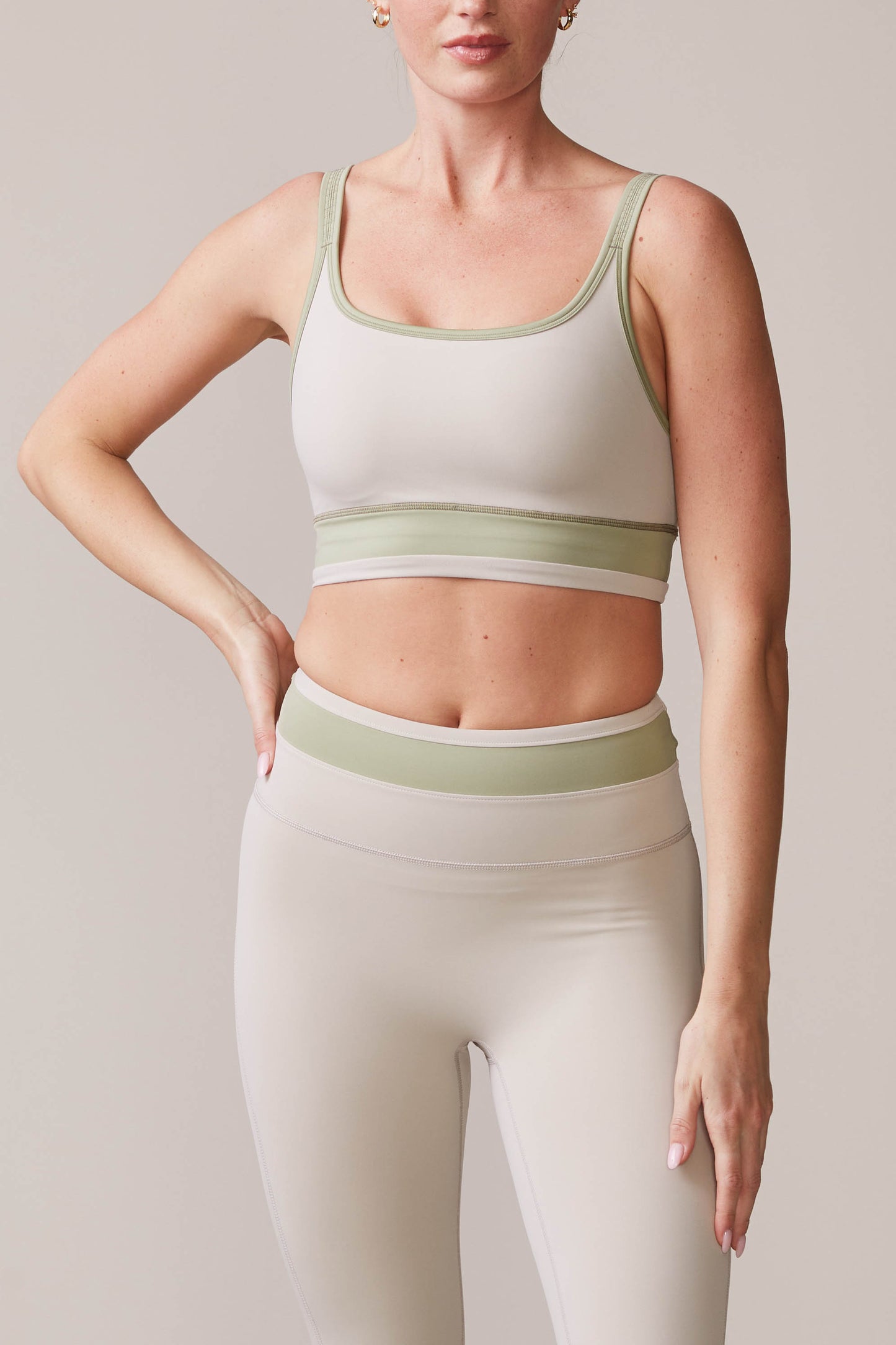 Thrive Societe - Banded Seamless 7/8 Legging - Ash/Faded Moss