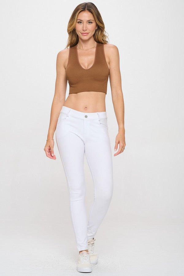 YELETE - Seamless V-neck Tank Top (Brown)