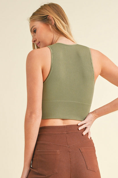 YELETE - Seamless V-neck Tank Top (Olive)