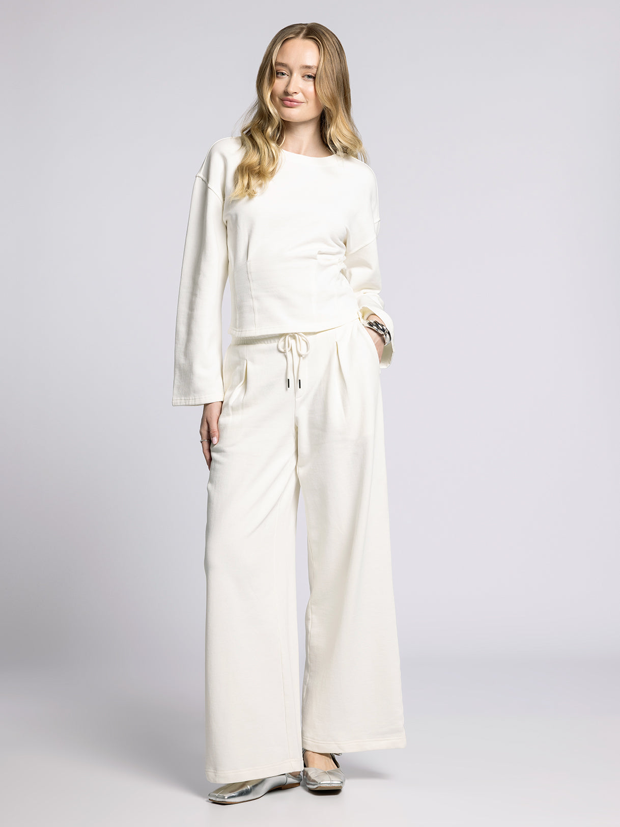 Weekend by Thread & Supply - Carmelle Set (Black)